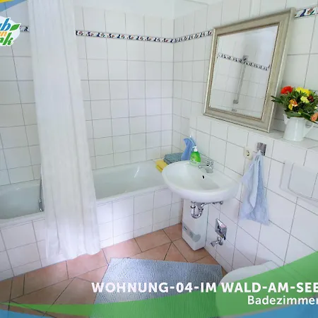 Jagd-angler-suite-04-im-wald-am-see * Kyritz